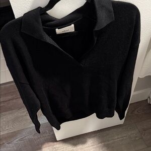 Wilfred V-Neck Black Sweater for Women